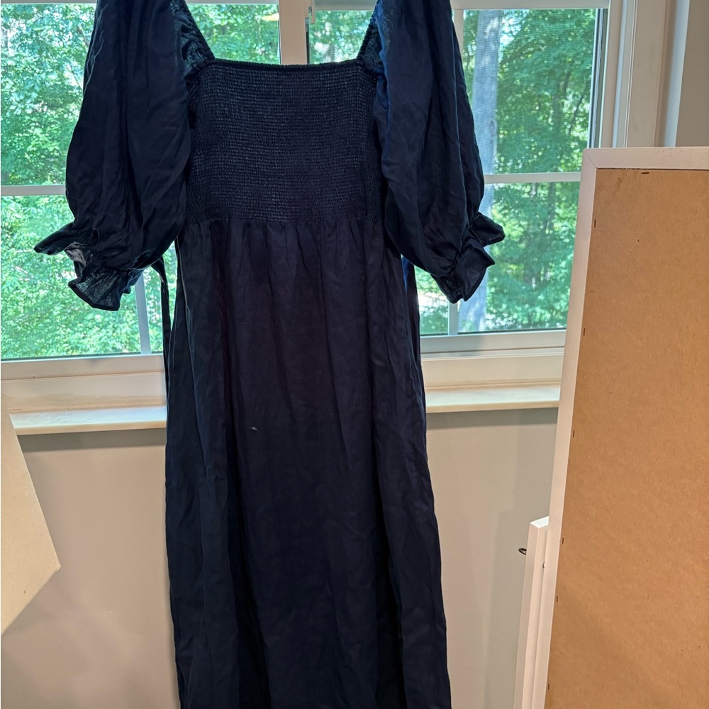 AULIEUDE Size 14 Black Maxi Dress Flutter Sleeve